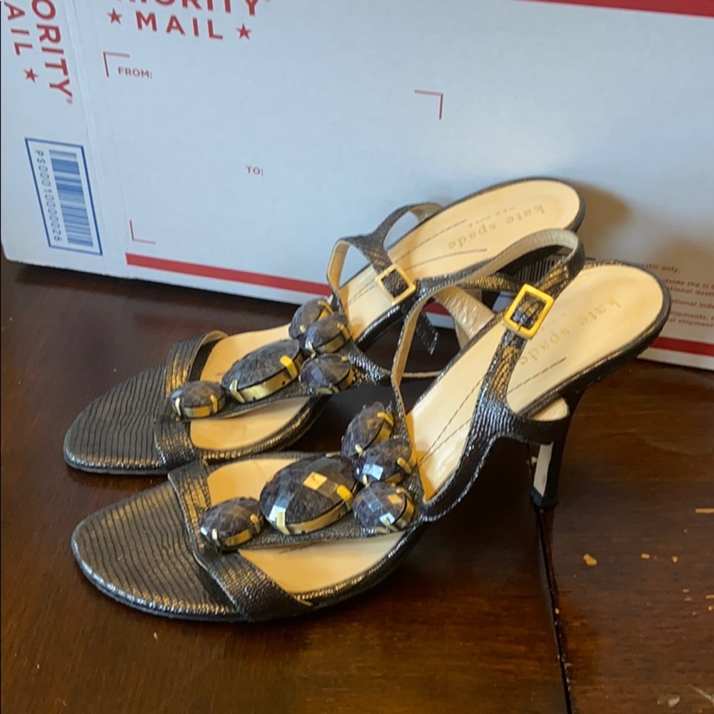 ๐ผ Kate spade heals size 8.5 - Picture 3 of 7
